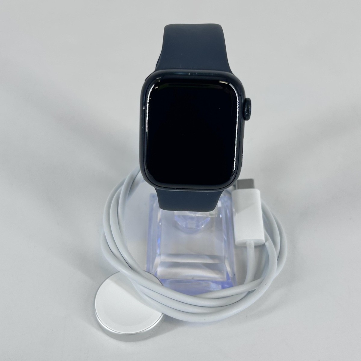 Apple Watch (Series 8) 41mm Midnight Aluminum (GPS) w/ Black Sport 