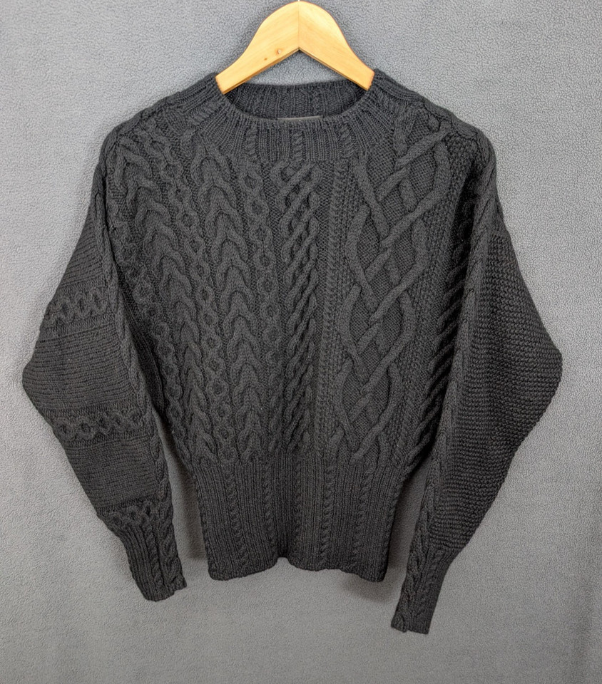 Lautreamont Sweater M Medium Women’s Cable Knit Batwing Fitted Waist Black