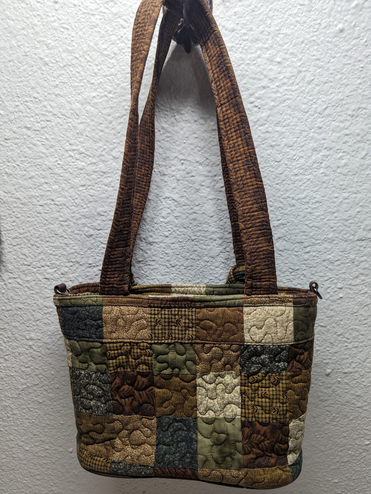 Donna Sharp Vintage Quilted Patchwork Shoulder Ba… - image 4