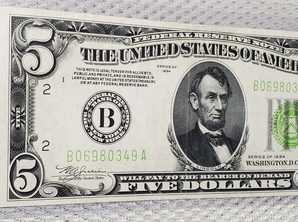 1934 $5 Federal Reserve Note LGS Light Lime Green Seal New York, NY Nice Note - Image 2 of 4