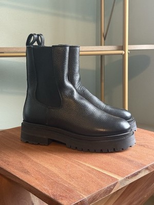 NEW & Other Stories Chelsea Boot Size 38 Lined Platform