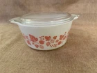 Vintage pink white GOOSEBERRY PYREX bowl CASSEROLE fridge dish LID 474 1 1/2 qt