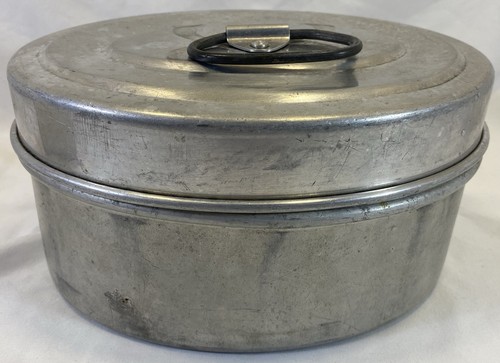 Vintage Aluminum Coal Miners Lunch Box / Pail 9x6.5x5 Very Nice Condition - Picture 2 of 5
