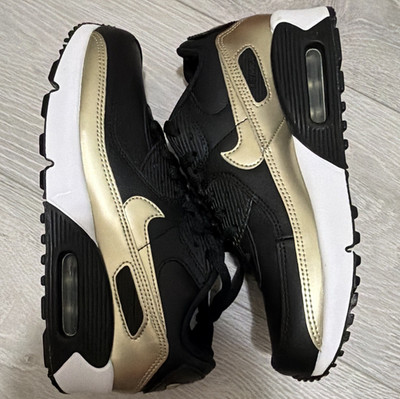 Nike Air Max 90 LTR (GS) Leather Sneaker Black/Gold/White 5.5Y CD6864-008