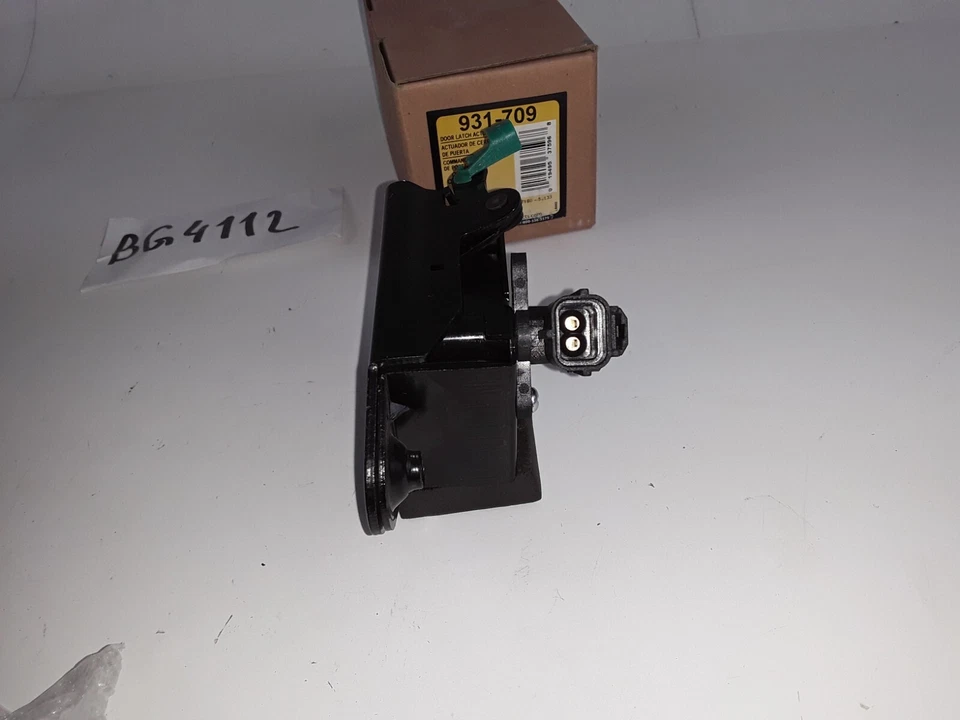 Liftgate Lock Actuator for Dodge Durango 1998 1999 2000 2001-2003 Dorman 931-709 - Image 4 of 4
