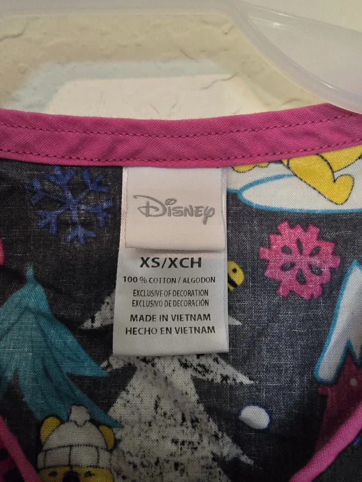 Disney Winnie The Pooh Winter Christmas Nurse Dental Scrub Top Women’s Size XS - Image 3 of 4
