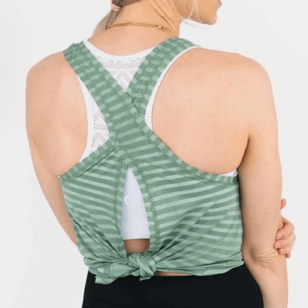 Zyia Active Medium Nimbus Gray Split Back Tank To… - image 7