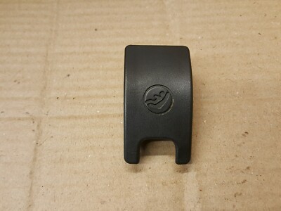 AUDI A4 B8 8K HINTEN ISO FIX HALTER BEFESTIGUNGSPUNKT HALTER SCHWARZ ABDECKUNG 8T0887187