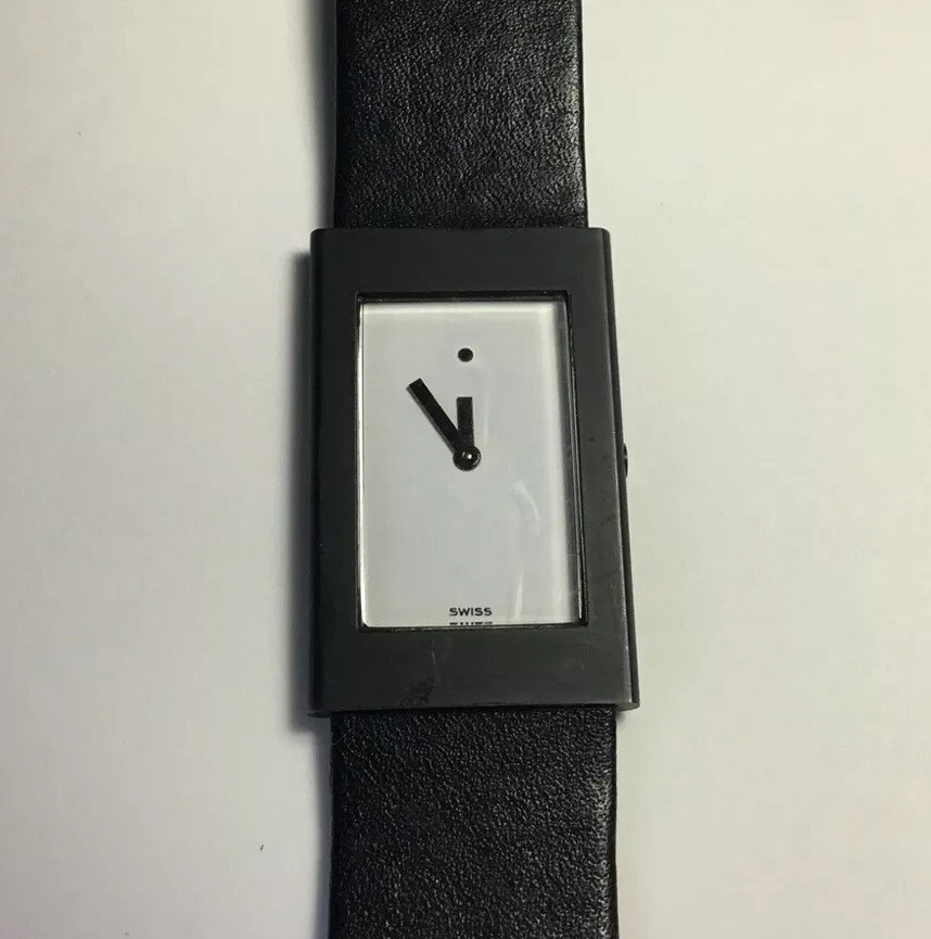 Vintage VENTURA SWISS MADE Ultra Thin Quartz Wrist Watch by