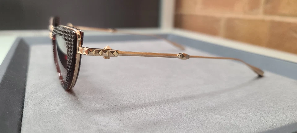 Gafas de sol Valentino VIII VLS-102C | ROJO DORADO | de titanio premium hechas a mano Foto 4 de 4