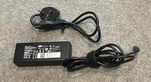 Original DELL LA90PM111 19,5 V Laptop-Netzteil mit Kaltgeräte-UK-Stecker
