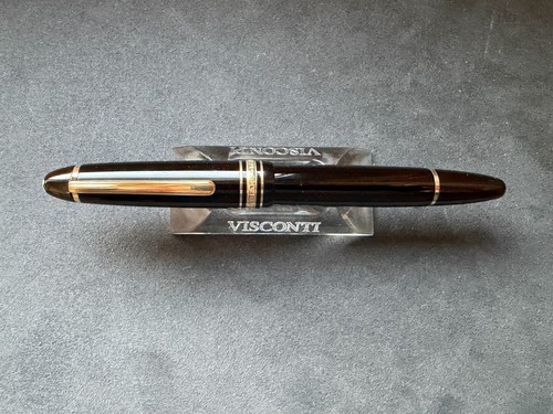 Serviced Montblanc 146 Old Style, Monotone 14 K Fine Nib