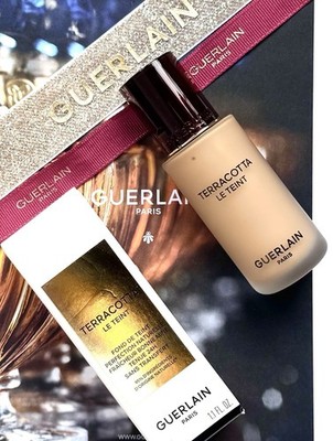 Guerlain Terracotta Le Teint Healthy Glow Foundation 24H Wear 4W Warm/Dore 30ml