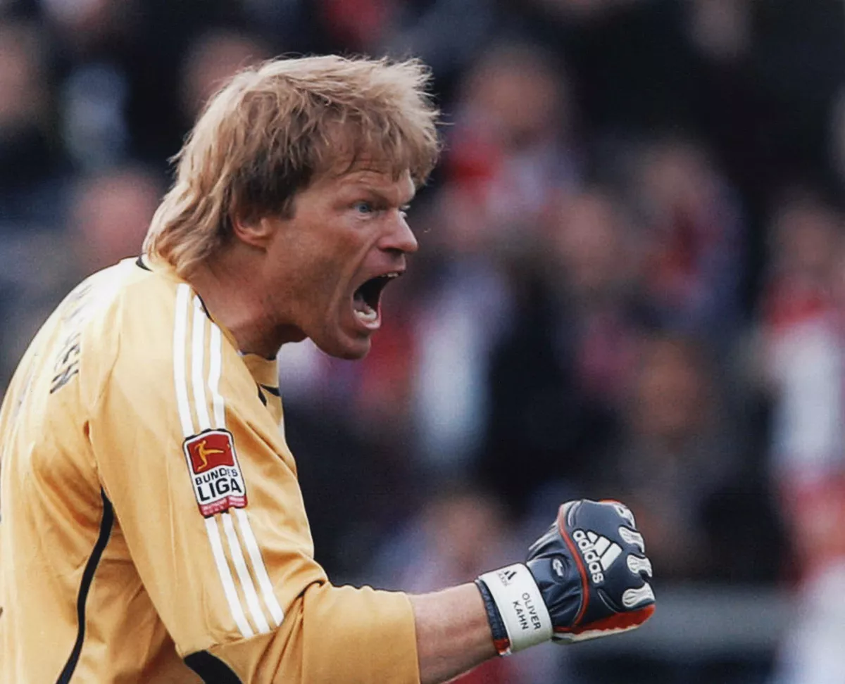 OLIVER KAHN GERMAN MENS SOCCER 8X10 SPORTS PHOTO (S)