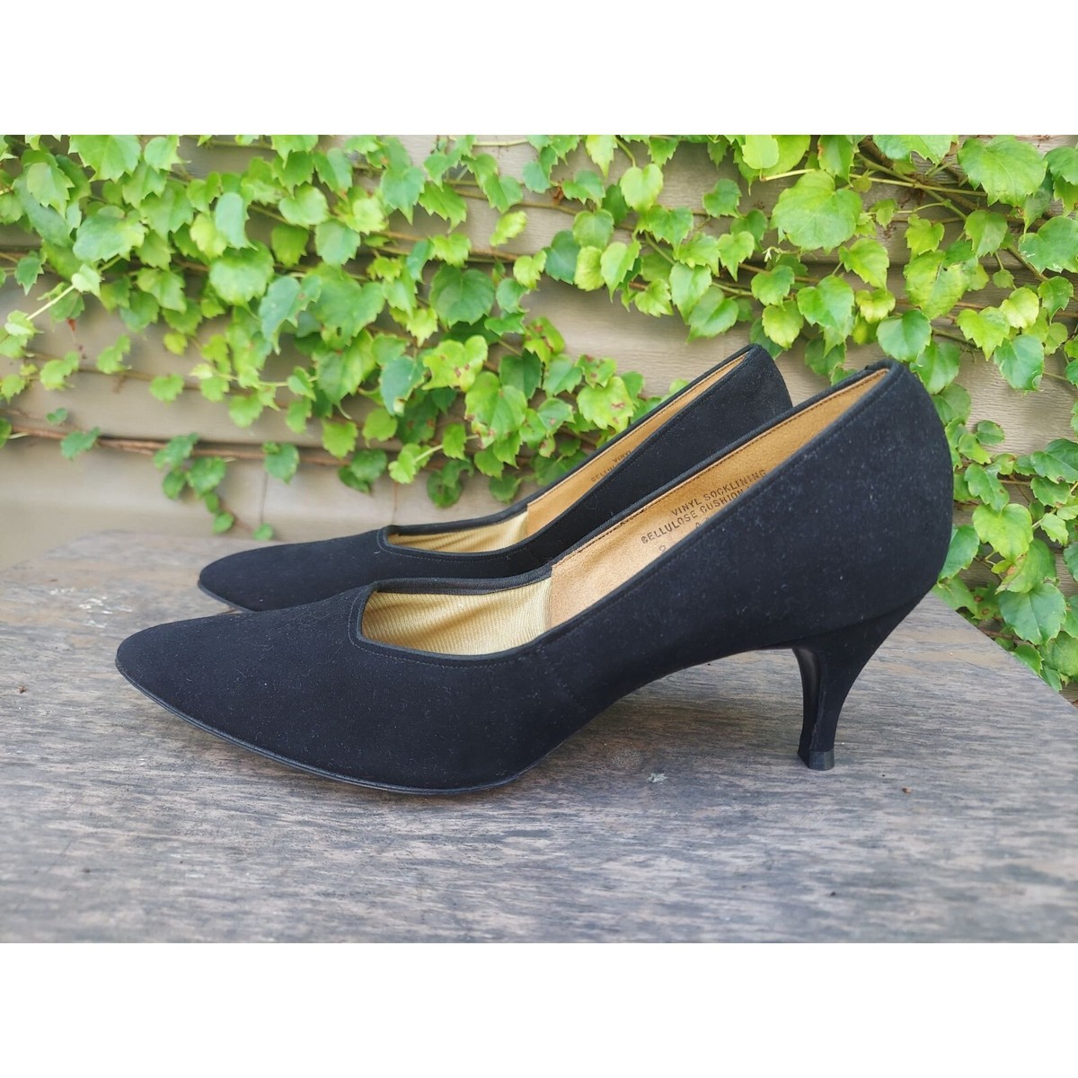 Vintage Naturalizer Black Suede Kitten Heel Pumps Size AA UK