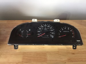 94 97 Nissan Pickup V6 94 95 Pathfinder Instrument Speedometer Gauge Cluster Ebay