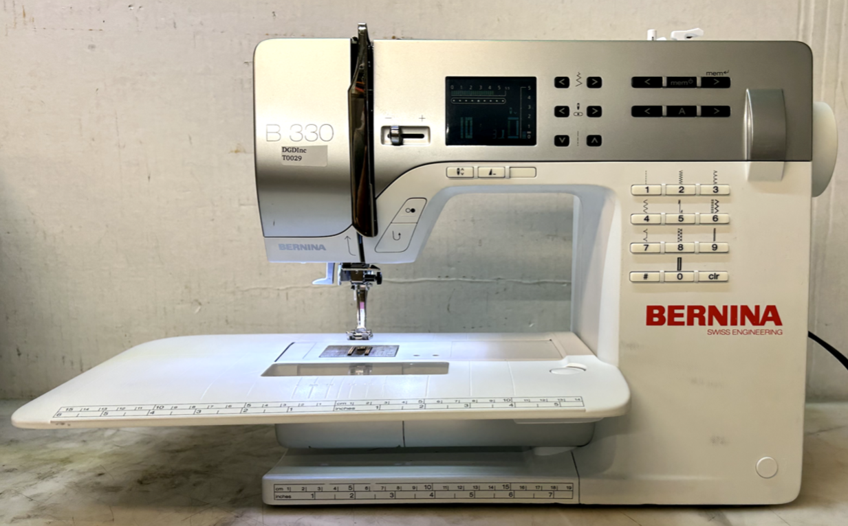 Bernina B330 Sewing Machine Works Good T0029 eBay