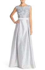 NWT 440 Aidan Mattox Lace  Taffeta Ballgown Silver  SZ 8  N414