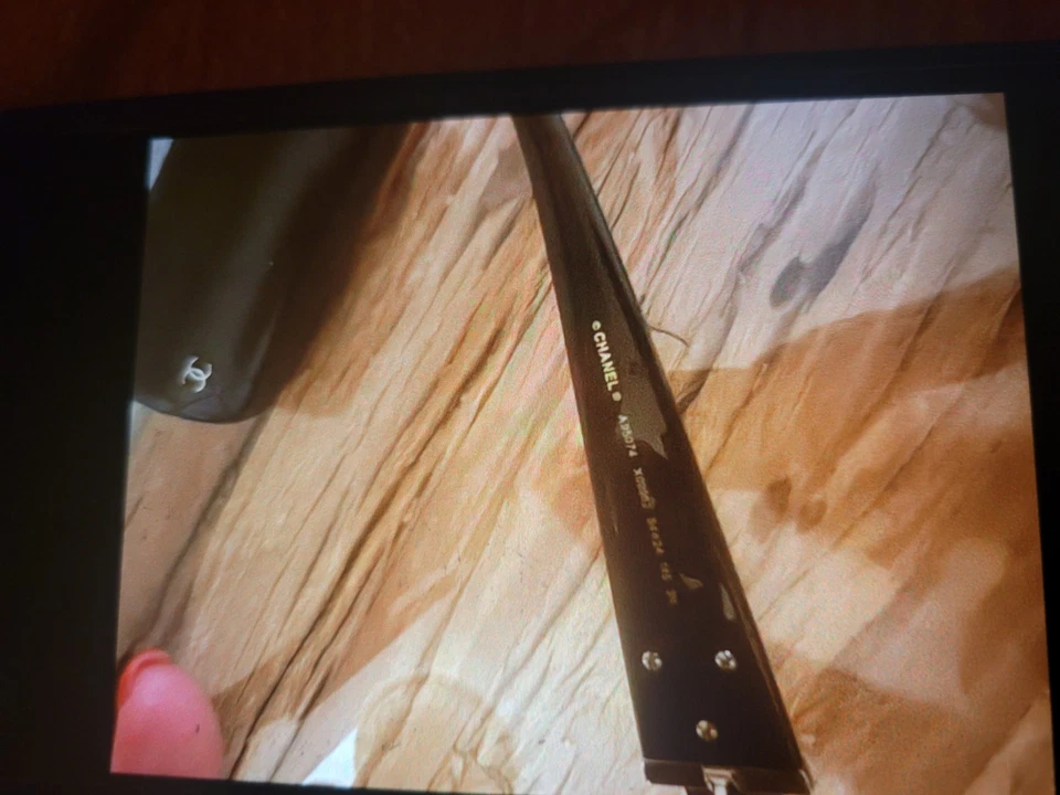 Gafas de sol Chanel plateadas con marco de metal espejo logotipo CC con estuche auténticas nuevas Foto 4 de 4