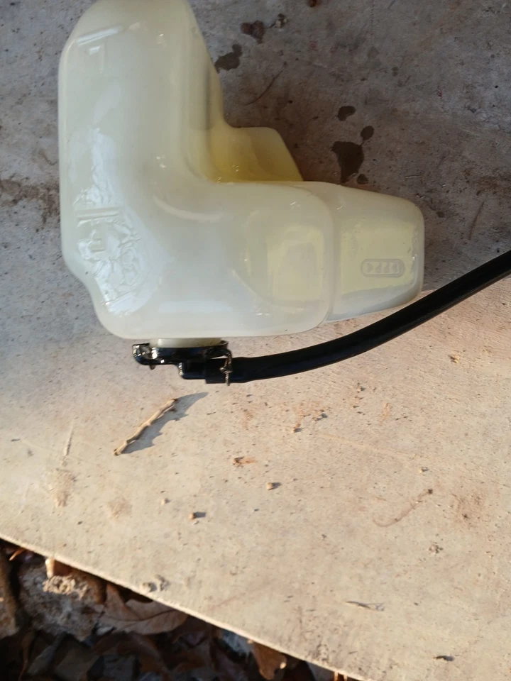 Botella depósito recuperación refrigerante radiador Lexus RX300 2000-2003 CON TAPA OEM Foto 3 de 4