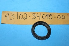 NOS Yamaha Oil Seal 1973-1974 TX650 1972 XS2 1975-1982 XS650 OEM # 93102-34095