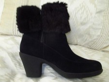 Easy Spirit Black Faux Suede Fur Light Comfy Bootie Black 9.5 W