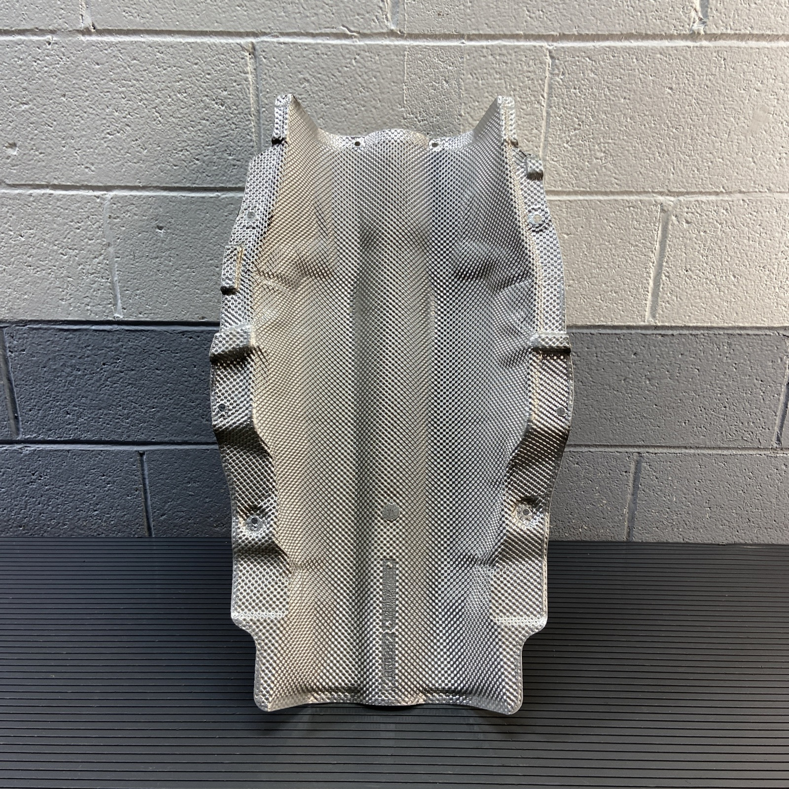 2017-2023 Rolls Royce Dawn RR6 Heat Insulation Shield Exhaust Center OEM