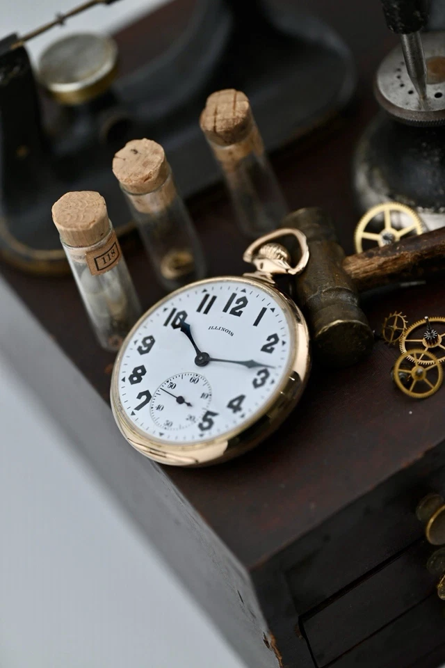 Estuche de fábrica ILLINOIS Sangamo Special (17s, Modelo 13, 23j) 8000 producido Foto 4 de 4