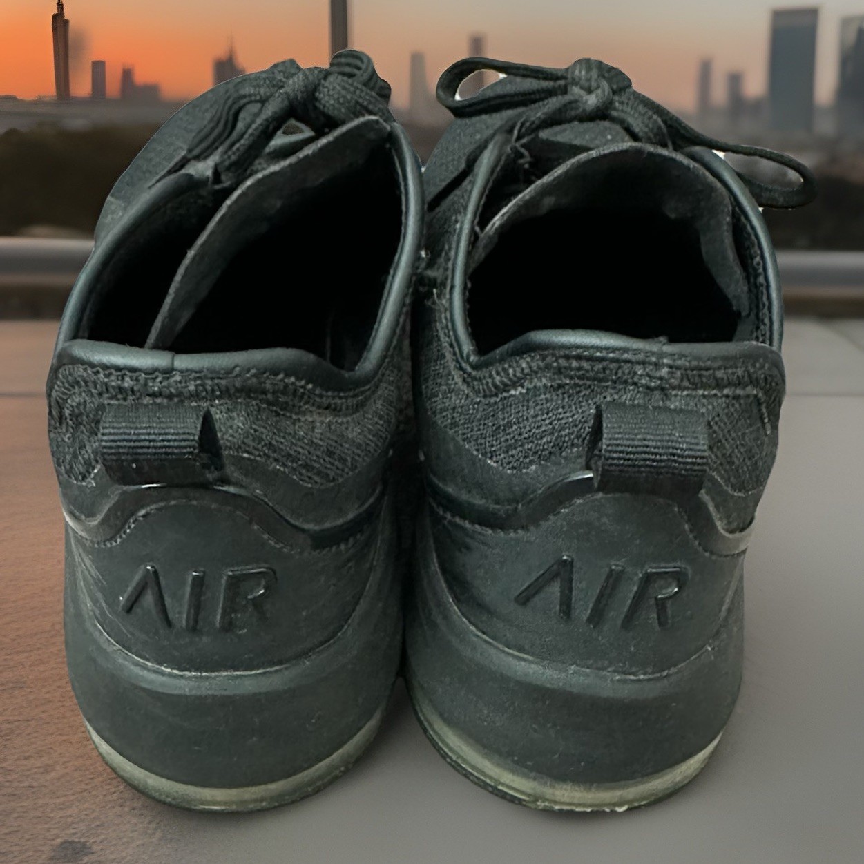 Nike Womens Air Max Motion 2 Shoes Black White Running Training Sneakers Size 6