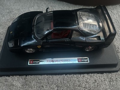 Bburago 1:24 Scale 1987 Ferrari F40 Diecast Model Car Black, Red Interior