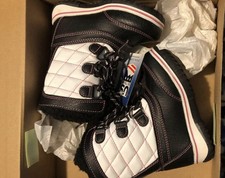 Snow Boots Khombu Haddie T Kid Girls White Black Weatherproof Insulated Size 8C