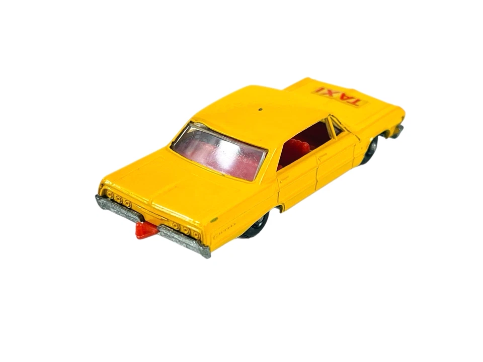 Matchbox Lesney No. 20 Red Interior Chevy Impala Taxi Cab w/E4 Box - Image 4 of 4