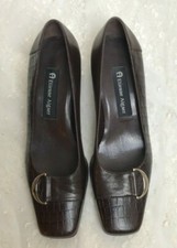 Etienne Aigner 502 Manzoni Leather Pumps Size 7M.
