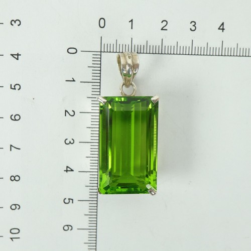 Vintage Sterling Silver Green Crystal Pendant 925 Heavy 17.36g - Picture 6 of 6