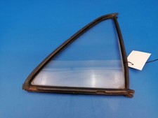 Mercedes-Benz E W123 1984 Hinten Rechts Lüftungsschlitz Fenster Glas PUM39722 Mercedes-Benz E W123 1984 Hinten Rechts Lüftungsschlitz Fenster Glas PUM39722
