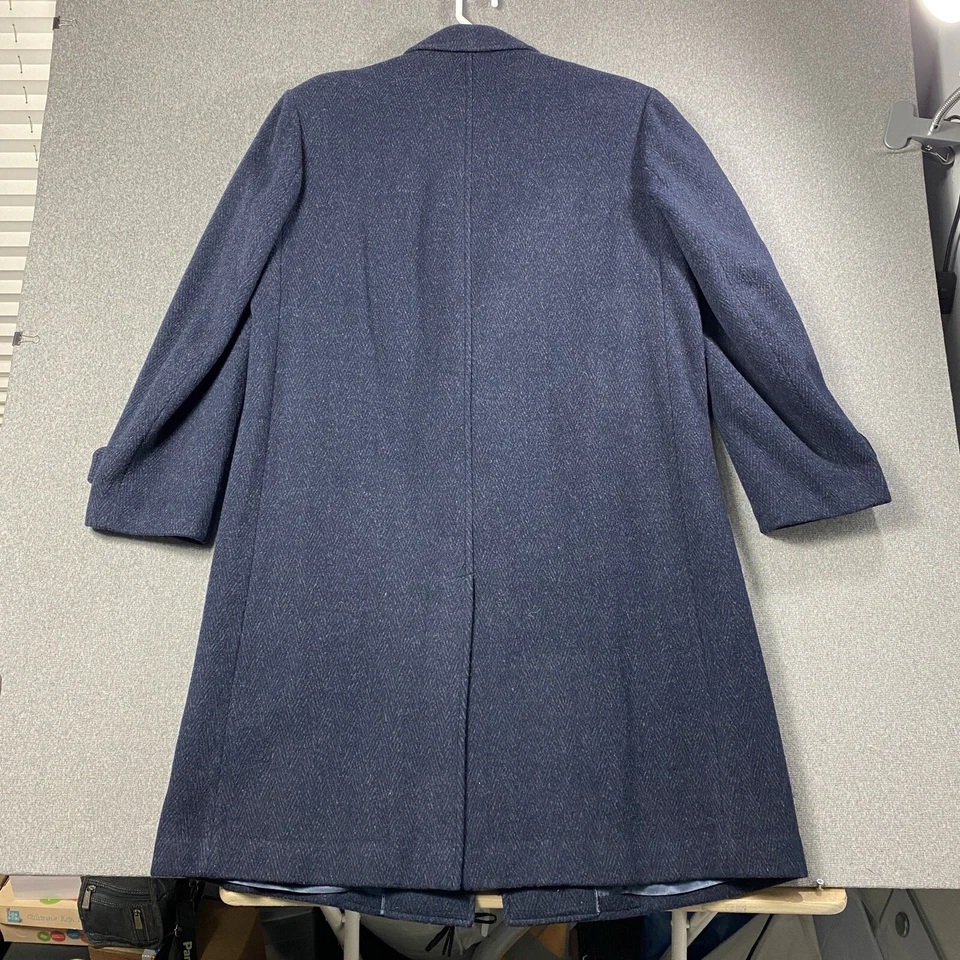 Vintage Swan Wool & Cashmere Mens Coat Size 38/43  - Image 2 of 4