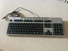 COMPAQ OR HP MODEL SDM4700P PS/2 Wired Keyboard MULTIMEDIA EUC WORKS GREAT!!!!!