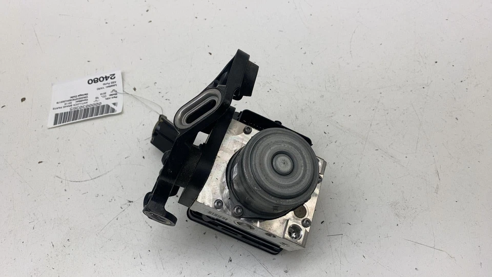 ⭕ 2018-2022 Mercedes-Benz C-Class C300 205 Anti-Lock Brake ABS Pump A2059005744 Foto 4 de 4