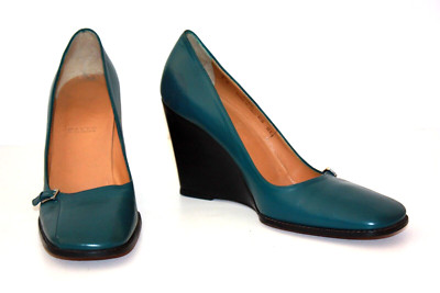 BALLY Keilabsatz Pumps Vollleder Lagunengrün Gr. 38,5 E SEHR GUTER ZUSTAND