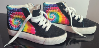 NWOT MUDD Multicolored TIE-DYE High Top Sneakers Womens Sz 8 -  Streetwear