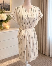 Ladies Cream Dress Size L Excellent Condition From Shein