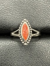 New Condition Sterling Silver Coral Ring Size 7 925 B11