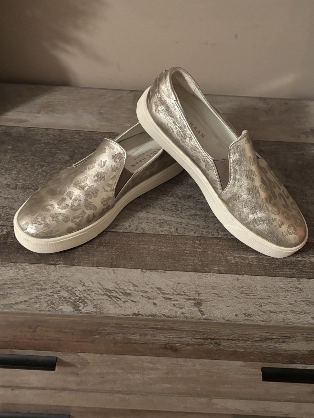 Cole Haan Women's Grand Pro Spectator Slip On Size 6.5 Metallic Leopard Print