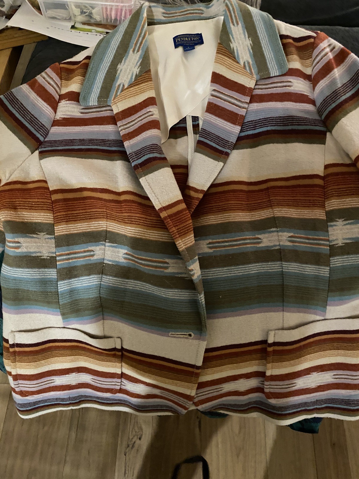 Pendleton Womens 100% Virgin Wool Southwestern Az… - image 3