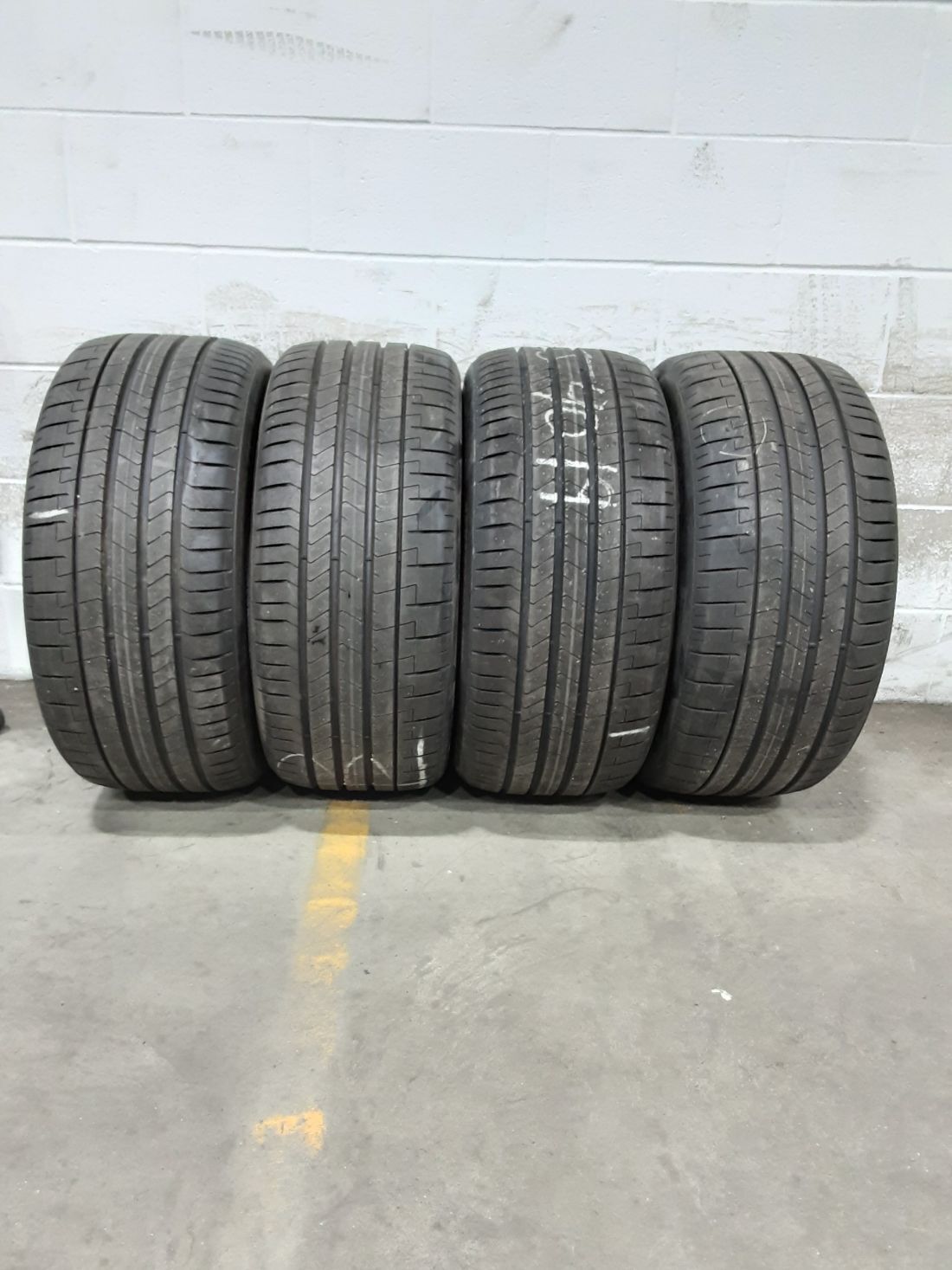 4x P255/40R19 Pirelli PZero PZ4 9.5/32 Used Tires | eBay