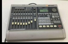 Roland VS-880 Digital Studio Workstation