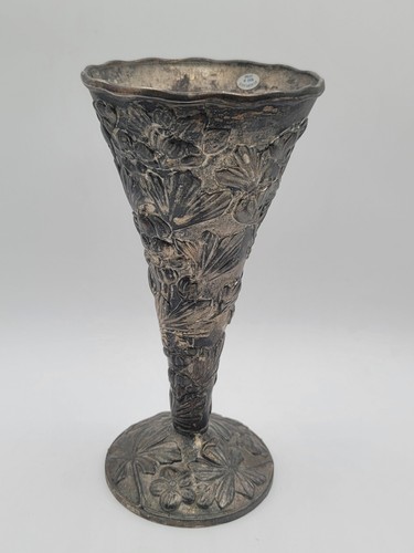 Vintage Silverplated Vase with Floral Embossing Heavy 10" Tall - Picture 4 of 8