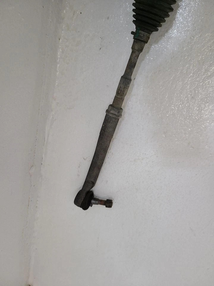 2011 - 2020 TOYOTA  SIENNA  Steering Gear Rack Power Rack And Pinion FWD  - Image 4 of 4