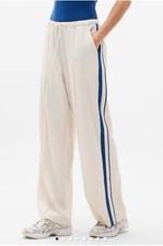 NWT ATHLETA MVP Mid Rise Side Stripe Track Pant Ivory Blue sz.M Style 767524