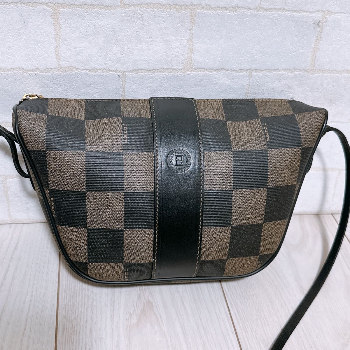 RARE FENDI Shoulder Bag in Excellent Condition